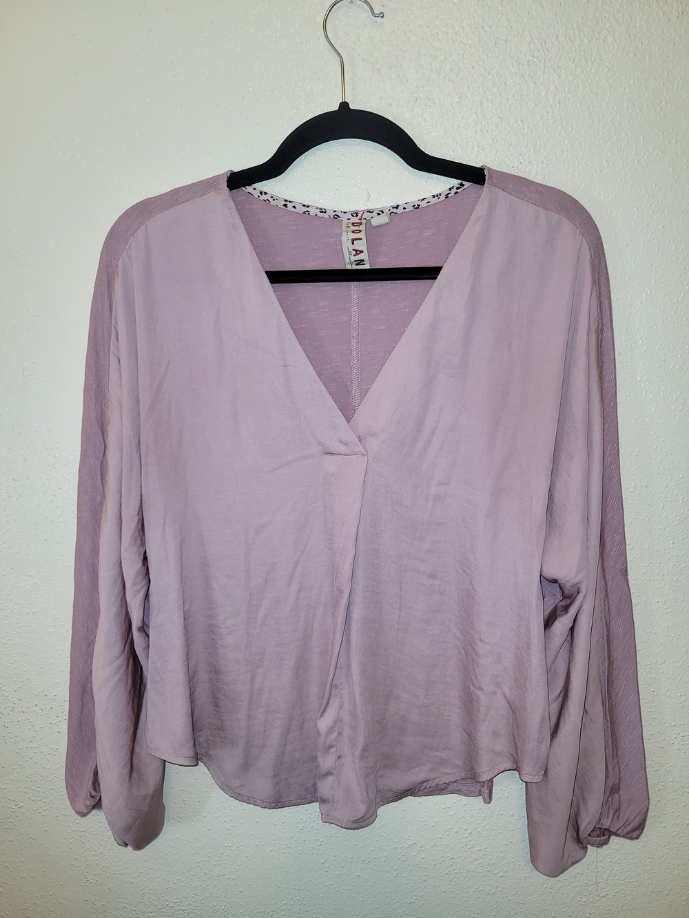 Dolan Left Coast Collection Blush Pink Dolman Sleeve V-Neck Blouse Size Small